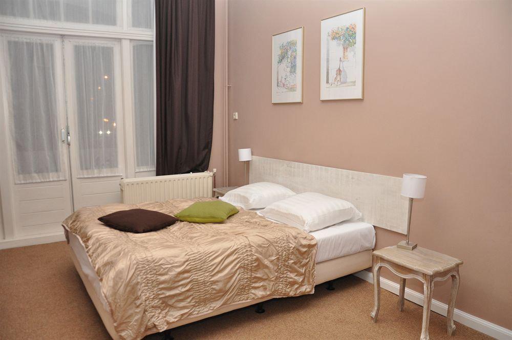 Corel 3* The Hague